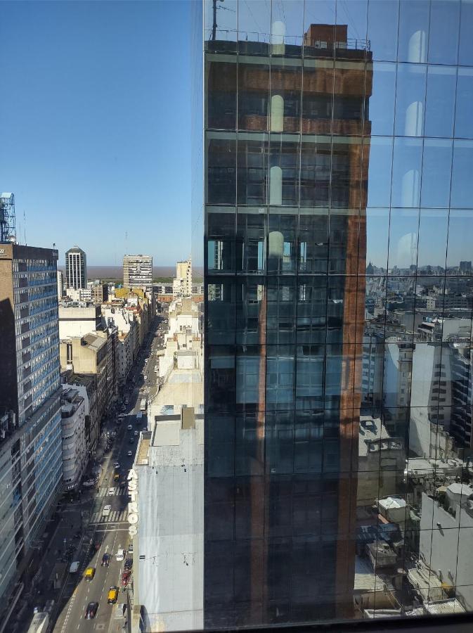 Calle Corrientes, Mirada Al Rio! *
